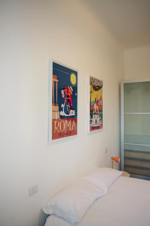 Incantevole Appartamento De Angeli Milano Exteriör bild